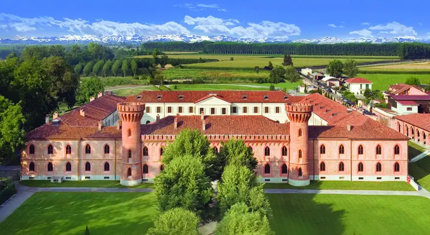 Campus UNISG Pollenzo: Vita, Studio e Segreti del Polo Gastronomico
