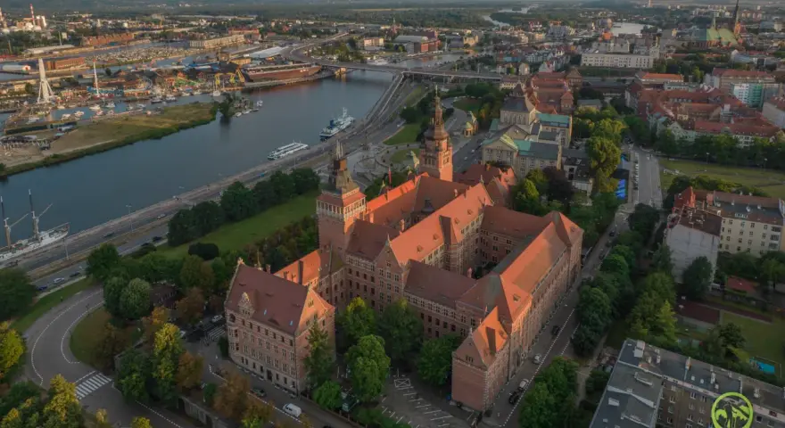 Szczecin zaskakuje! Co warto zobaczyć i zjeść w stolicy Pomorza?
