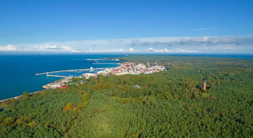 Widok na Półwysep Helski, port, miasto i las. Mnóstwo atrakcji czeka na odkrycie!