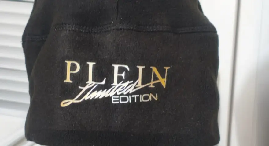 Czarna czapka z daszkiem Philipp Plein z napisem "Limited Edition".