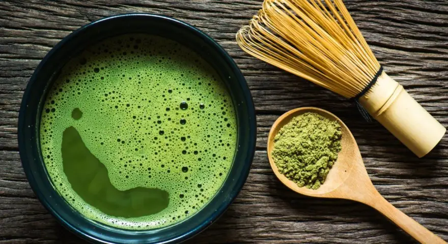 Matcha: na co? Pełny przewodnik po zdrowiu, smaku i zastosowaniach