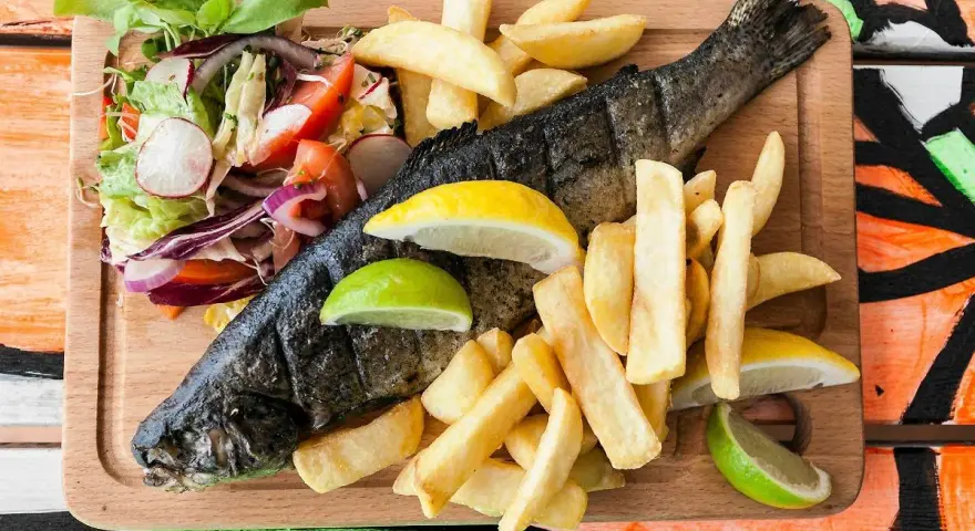 Tam Gdzie Zawsze Łeba: Ryba z pieca, ceny, opinie czy warto?