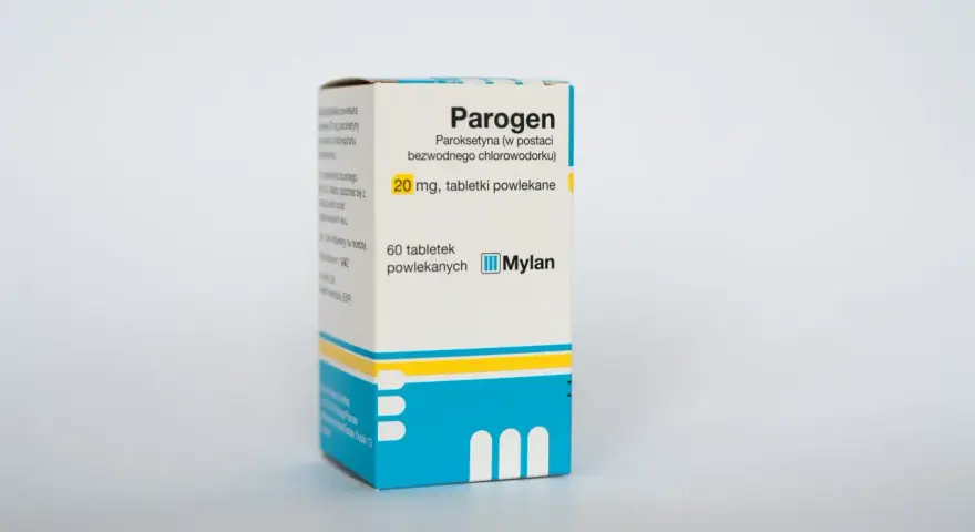 Opakowanie leku Parogen, zawierające 60 tabletek powlekanych paroksetyny 20 mg, od firmy Mylan.