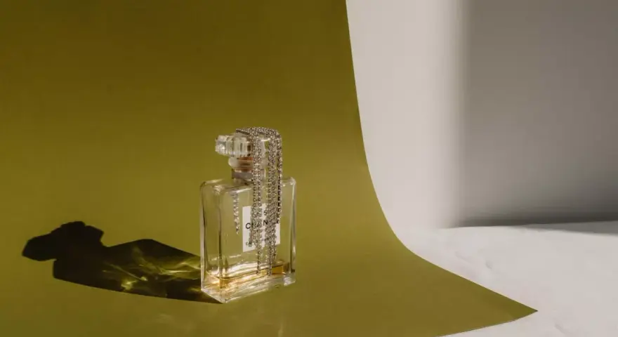 Ile kosztują perfumy Dody D'eau? Pełna cena i gdzie szukać okazji