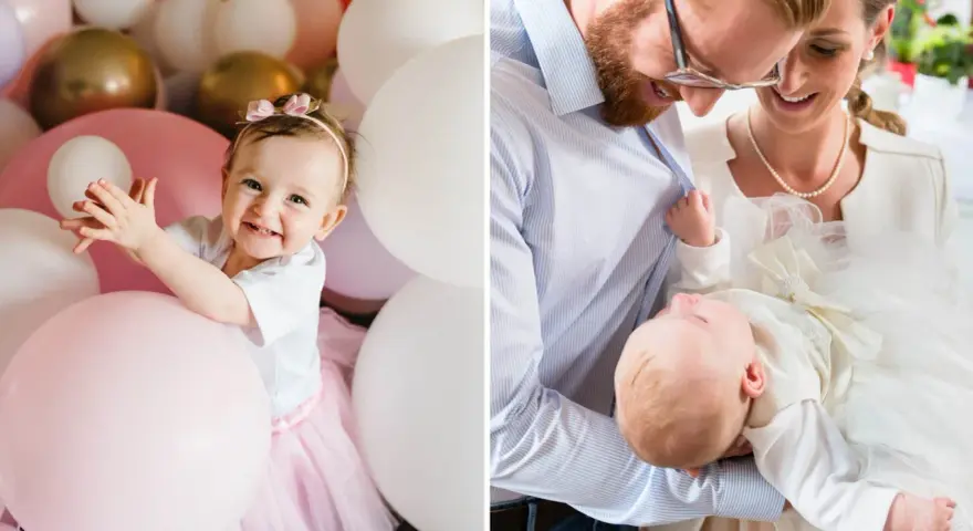 Glad baby omgiven av ballonger, och en familj som håller sitt nyfödda barn i en hjärtask-liknande dopklänning.