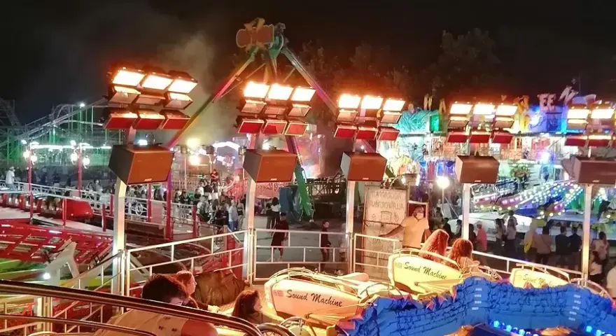 Luna Park: Giostre Classiche, Estreme e per Bambini - La Guida