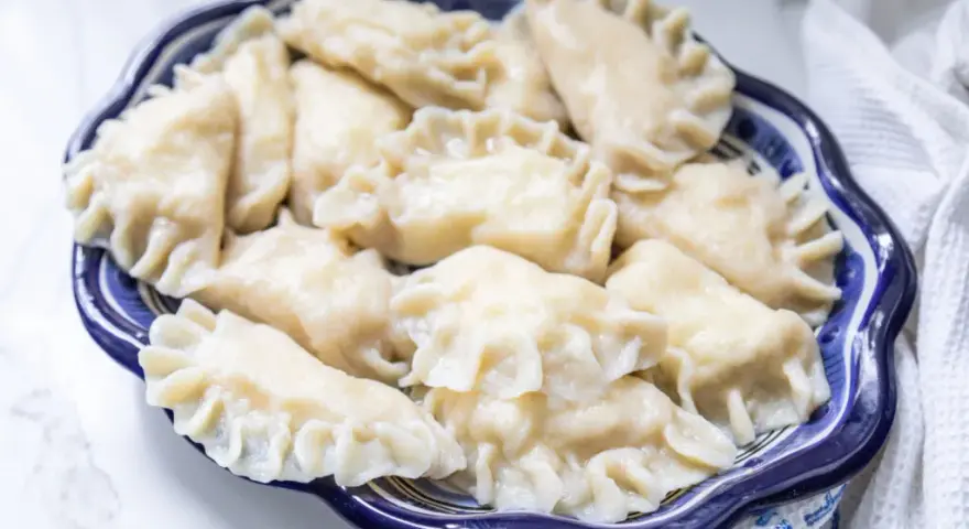 Idealne ciasto na pierogi: przepis, który zawsze się udaje