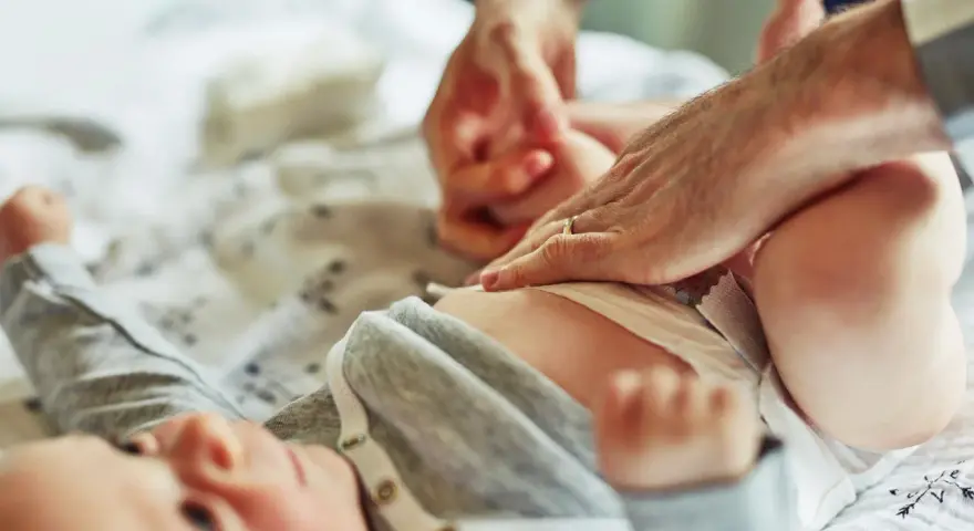 Ile pieluch dziennie dla noworodka? Zaskakujące fakty, które musisz znać