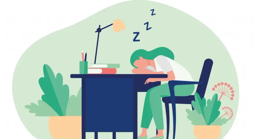 Ragazza con ADHD dorme sulla scrivania, nonostante la caffeina. Le "Z" fluttuano nell'aria, simbolo di stanchezza.
