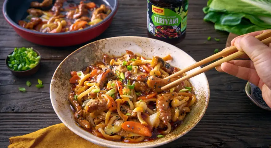 Przepisy na wieprzowinę teriyaki, które zachwycą Twoje podniebienie