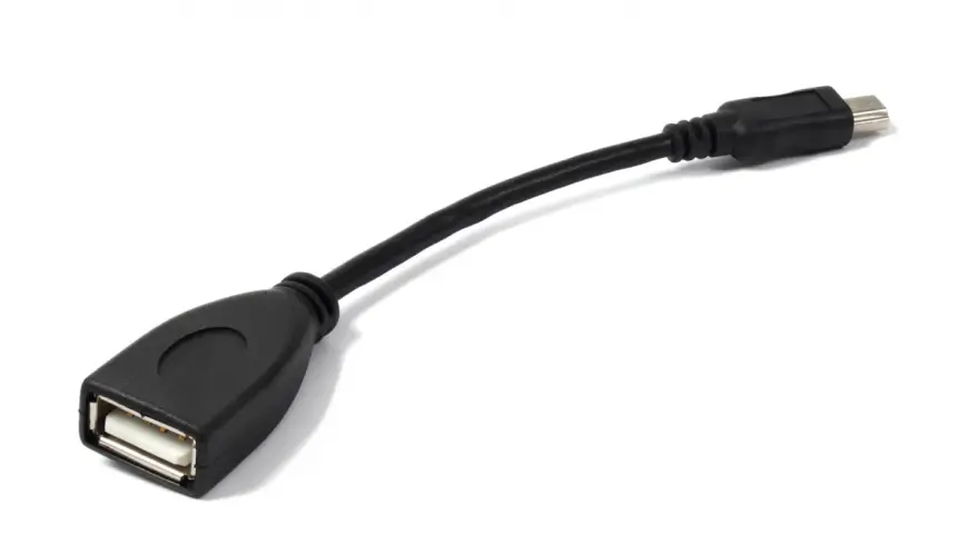 Adapter USB OTG, który umożliwia druk z telefonu przez USB.