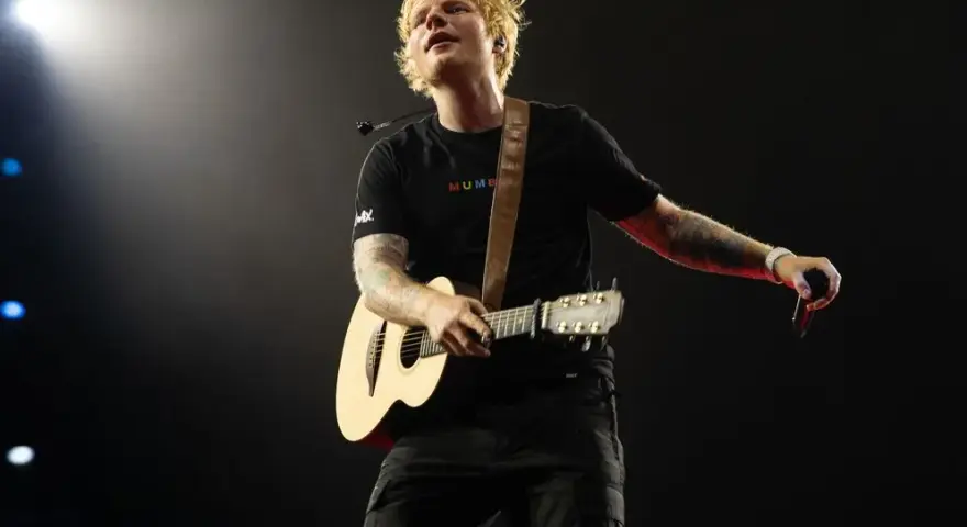 Ile Ed Sheeran bierze za koncert? Zaskakujące zarobki artysty