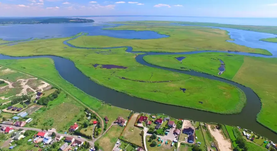 Ile wysp ma Świnoujście? Przewodnik po 44 unikatowych lądach