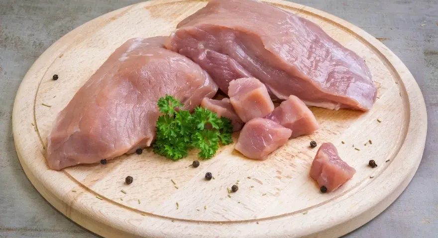 Jak odświeżyć mięso wieprzowe i pozbyć się nieprzyjemnego zapachu