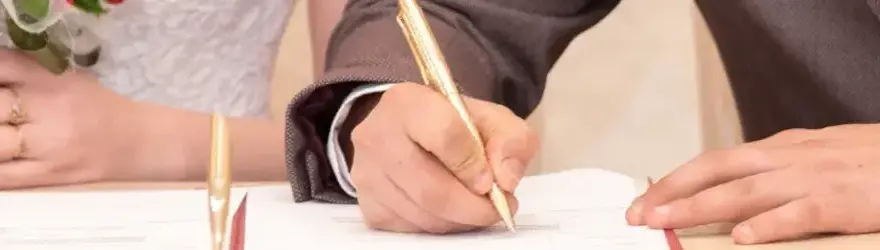 Co przynieść do pracy po ślubie? Kluczowe dokumenty i kroki do podjęcia