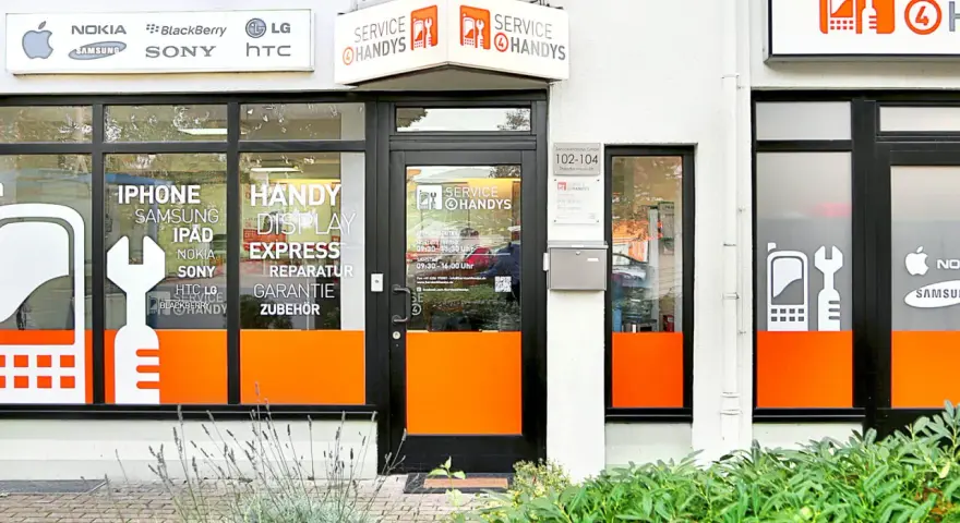 Leipzig: Smartphone Reparatur Kosten, Dauer & worauf achten?