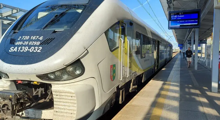 Jak dojade do Zielonej Góry? Sprawdź najlepsze opcje transportu