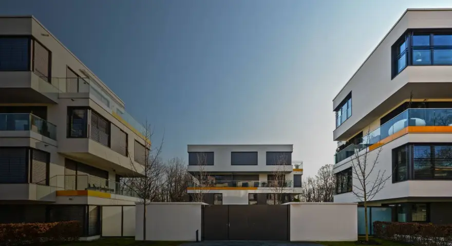Czy spółdzielnia mieszkaniowa ma osobowość prawną? Poznaj jej znaczenie