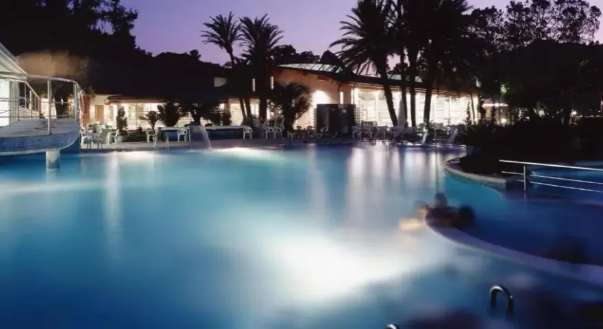 Hotel Levante Archena: Acceso directo al Balneario. ¿Es para ti?