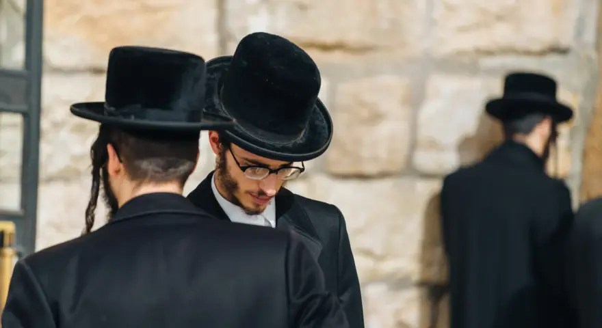 Judaizm w jakich krajach? Odkryj największe społeczności żydowskie