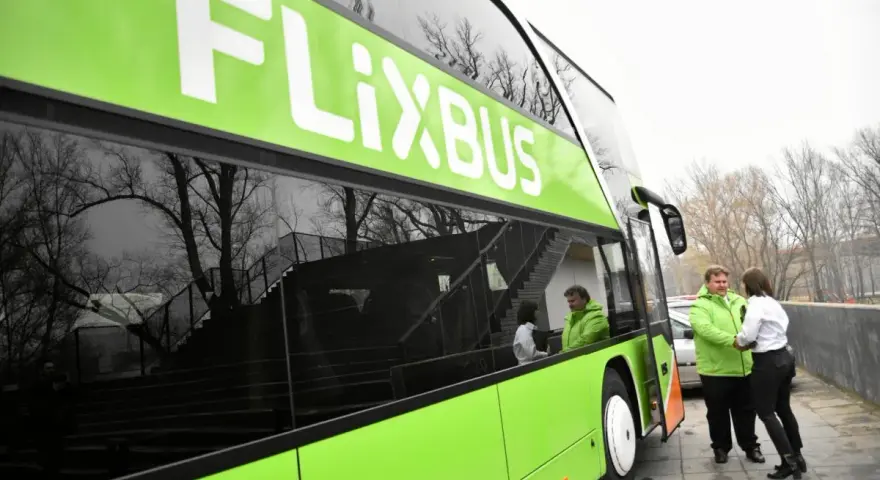 Flixbus Hala Olivia: Gdzie dokładnie jest przystanek? Uniknij pomyłki!