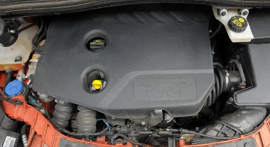 Jaki silnik do Forda C-Max II? Niezawodność i koszty pod lupą