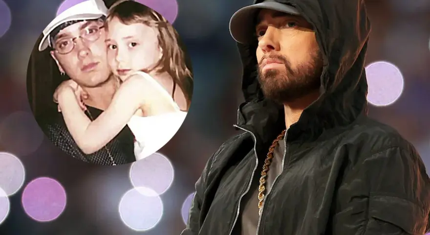 Kto to Eminem? Raper w czarnej bluzie z kapturem i złotym łańcuchem, obok zdjęcie z córką.