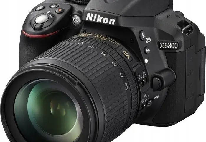 Lustrzanka Nikon D5300 - Poznaj jej możliwości i ukryte wady