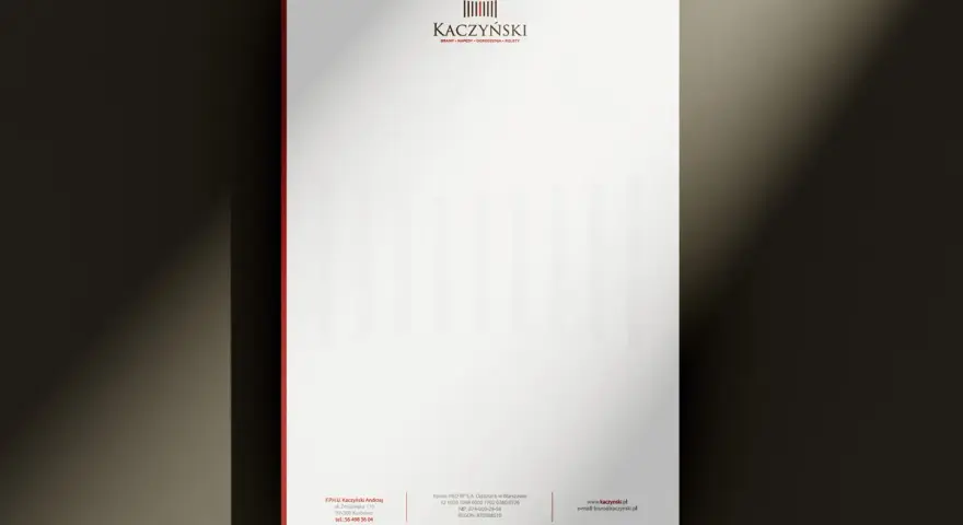 Elegancki papier firmowy z logo KACZYŃSKI. Różne rodzaje papieru mogą być użyte do druku, od gładkich po strukturalne.