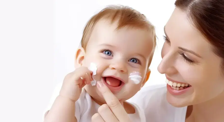 Sudocrem na co? Odkryj skuteczne zastosowania i korzyści dla skóry