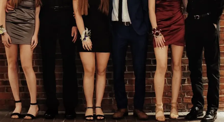 Jakie buty na bal ósmoklasisty, aby uniknąć bólu i wyglądać stylowo