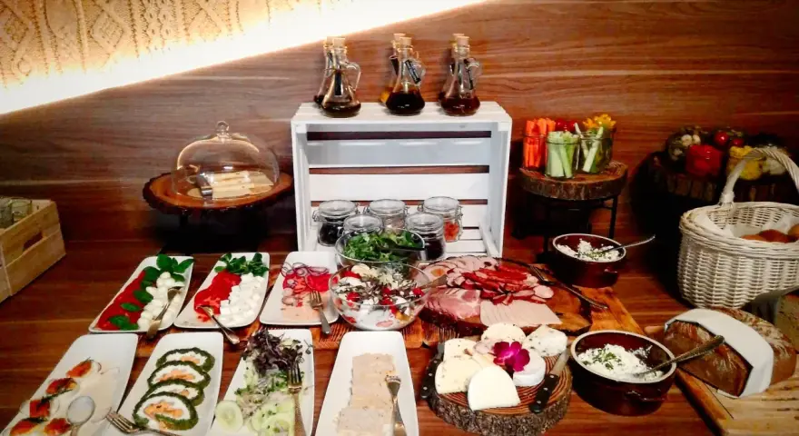 Bacówka Radawa restauracja - wyjątkowe dania w nowoczesnym wydaniu