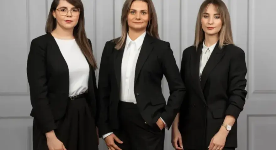 Dyrektor szkoły wychowawcą? Poznaj ryzyka i korzyści