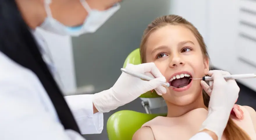 Jak długo działa znieczulenie u dentysty? Ile potrwa drętwienie?