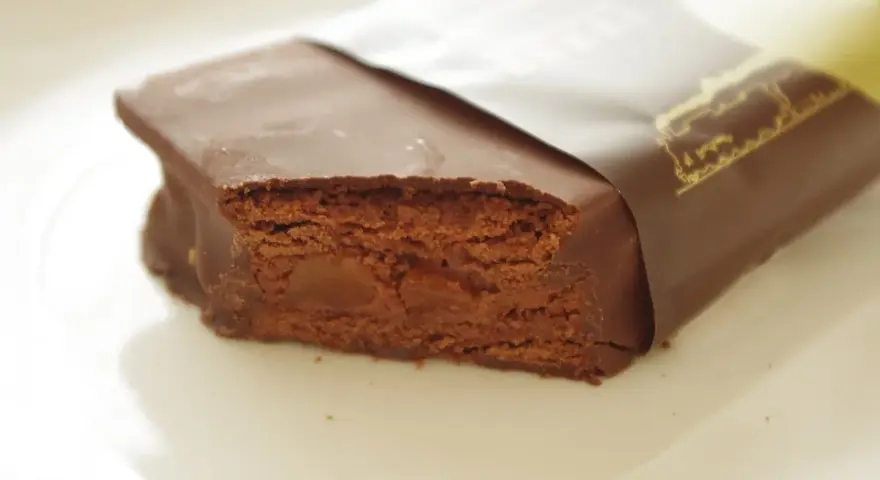 Co dają batony proteinowe? Odkryj ich niesamowite korzyści zdrowotne