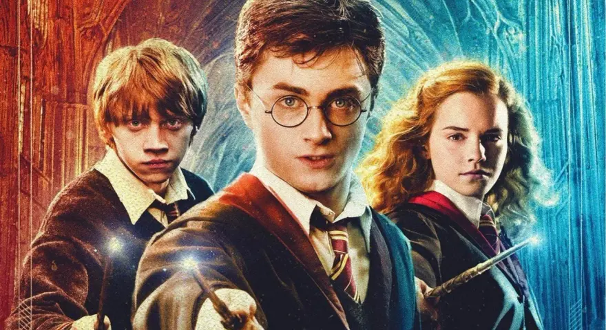Harry, Ron i Hermiona, jak w baśni o trzech braciach, gotowi do walki.