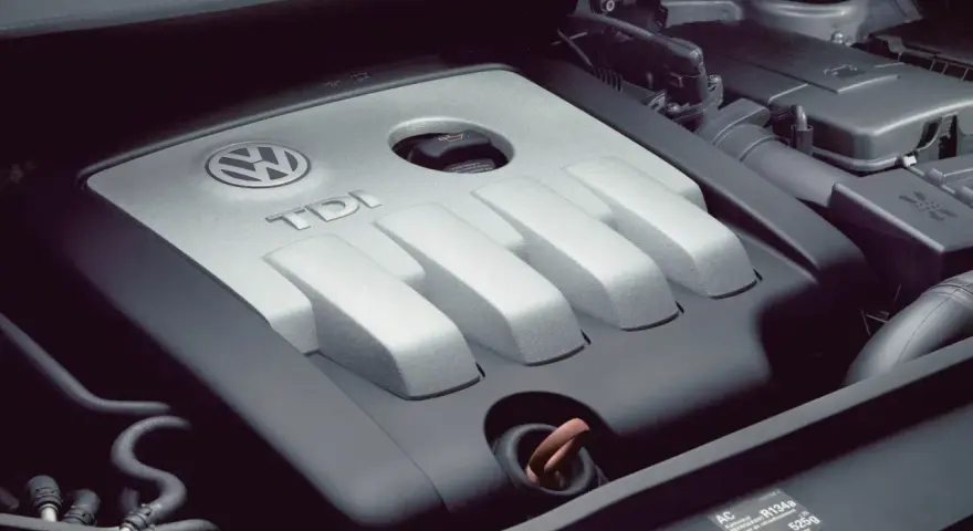 Silnik 2.0 TDI. Sprawdzanie poziomu oleju jest kluczowe dla jego żywotności.