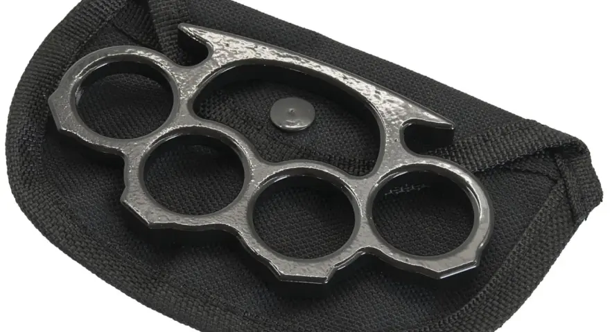 Kastet: Czy warto ryzykować wolność dla iluzji bezpieczeństwa?