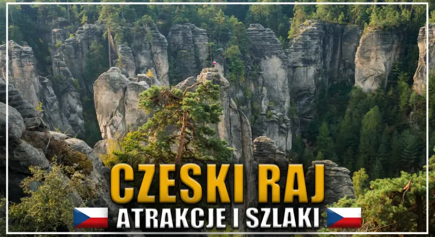 Imponująca, hruba skala w Czeskim Raju, porośnięta drzewami, z widoczną flagą Czech.