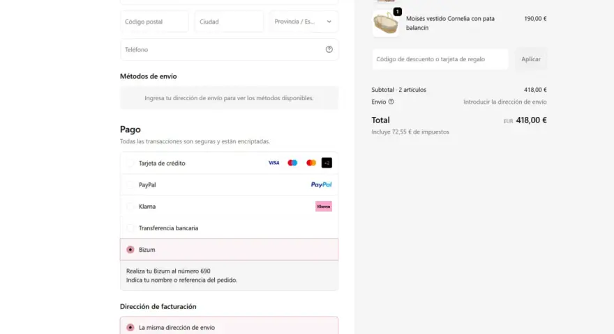 Proceso de pago en una plataforma de pago online. Se muestran opciones como tarjeta de crédito, PayPal, Klarna, transferencia bancaria y Bizum.