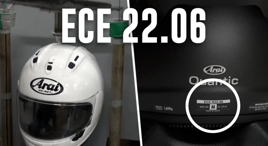 Casco Arai con etichetta omologazione casco ECE R22-06. Taglia M, peso 1.600g.