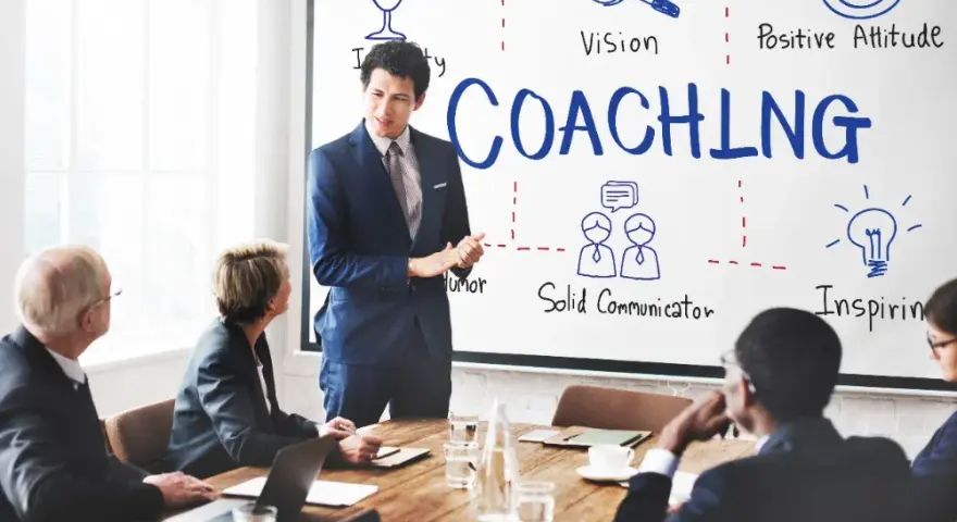 Coach co to? Poznaj tajniki coachingu i jego korzyści dla Ciebie