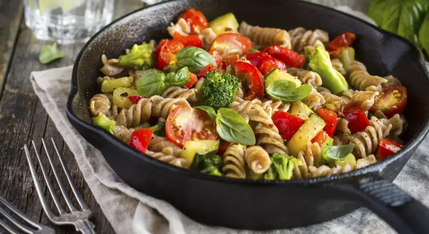 Tu pasta con verduras perfecta en 25 min: ¡adiós errores!