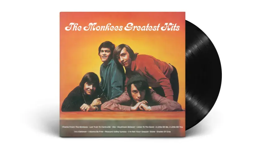Die LP "The Monkees Greatest Hits" mit den vier Bandmitgliedern und Songtiteln wie "I'm A Believer".
