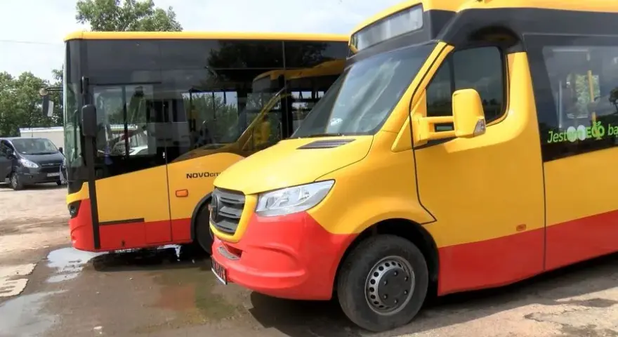 Płońsk: Przystanki autobusowe PKS, FlixBus i komunikacja miejska