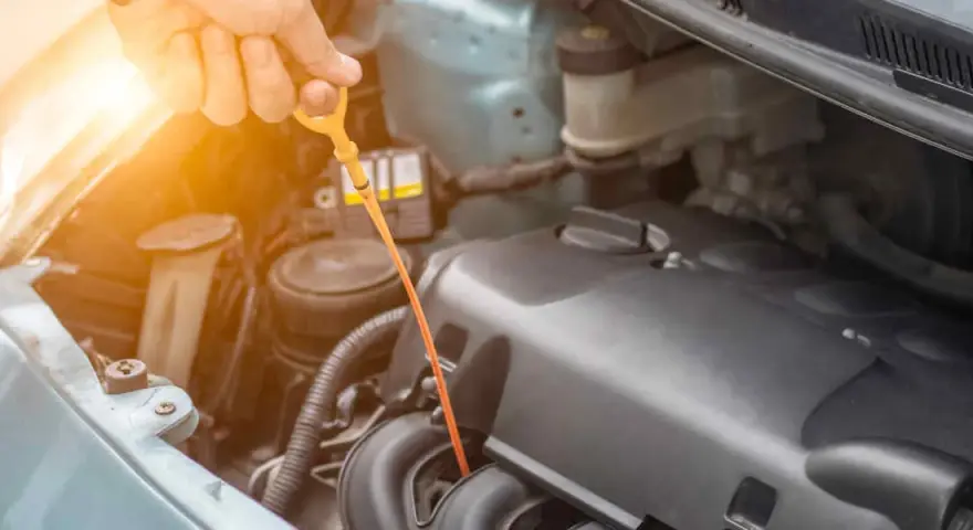 Wie viel Motoröl braucht mein Auto? Vermeiden Sie teure Schäden