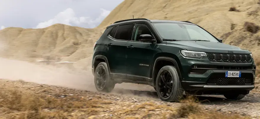 Ile kosztuje Jeep Compass? Sprawdź ceny i dostępne opcje w Polsce