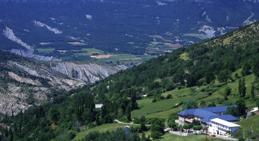 Balneario Vilas del Turbón: Tu guía completa de salud y Pirineo