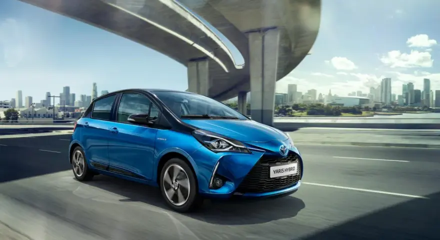 Ile pali Toyota Yaris Hybrid? Zaskakujące dane o spalaniu w mieście