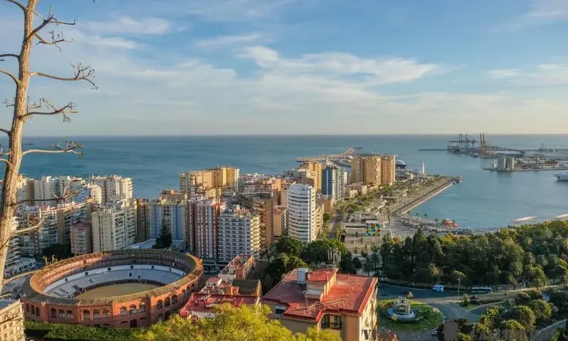 Los mejores sitios que visitar en Málaga: historia, cultura y naturaleza